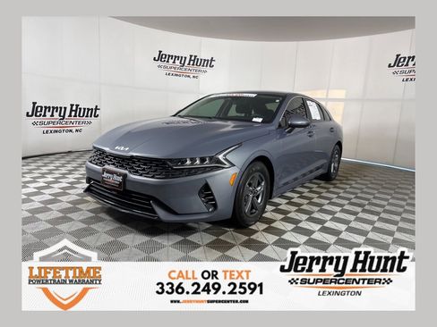 Used 2023 Kia K5 LXS image 1