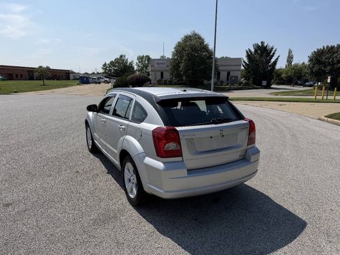 Used 2011 Dodge Caliber Uptown w/ Driver Convenience Group FWD image 2