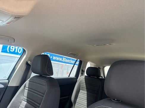 Used 2024 Volkswagen Tiguan S image 27