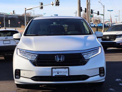 Certified 2024 Honda Odyssey Touring image 2