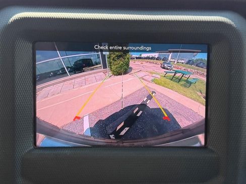 Used 2021 Jeep Wrangler Unlimited Sahara w/ Safety Group AWD/4WD image 19