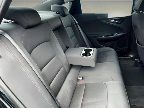 Used 2022 Chevrolet Malibu LT image 23