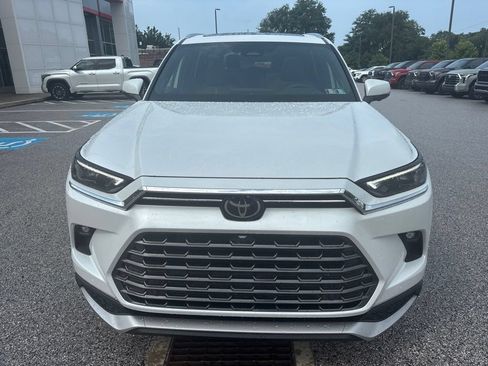 Used 2025 Toyota Grand Highlander AWD Hybrid image 16