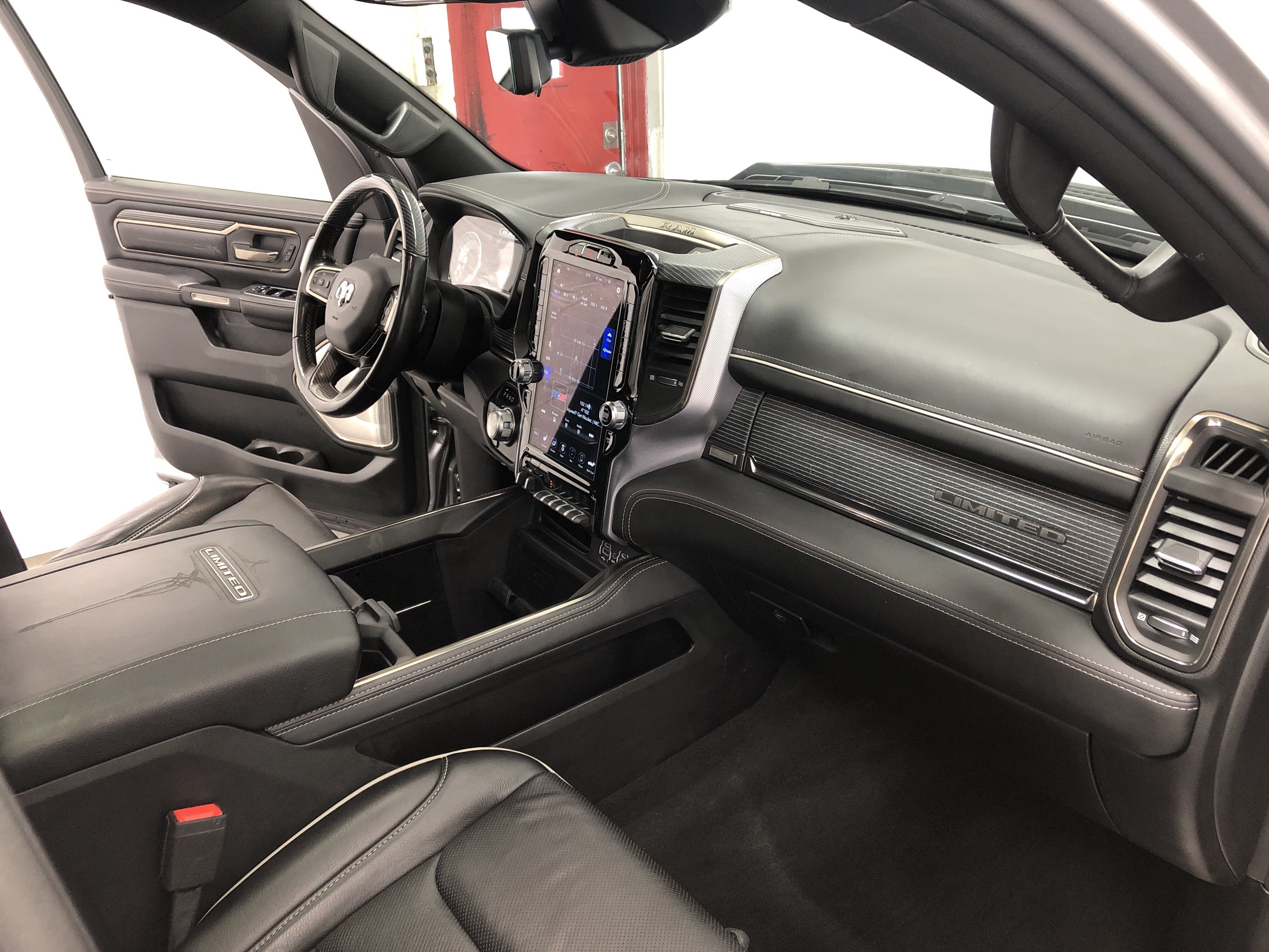 Certified 2021 RAM 1500 Limited w/ Night Edition AWD/4WD image 18
