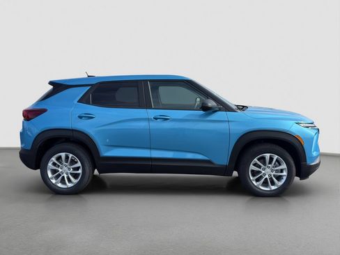 New 2026 Chevrolet TrailBlazer LS w/ LS Convenience Package FWD image 7