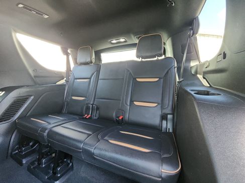 Used 2021 GMC Yukon AT4 w/ Rear Media and Nav Package AWD/4WD image 24