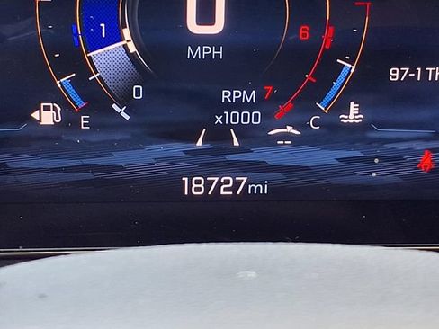 Used 2024 Chevrolet Traverse LT FWD image 18