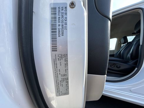 Used 2021 Chrysler Voyager Lxi image 28