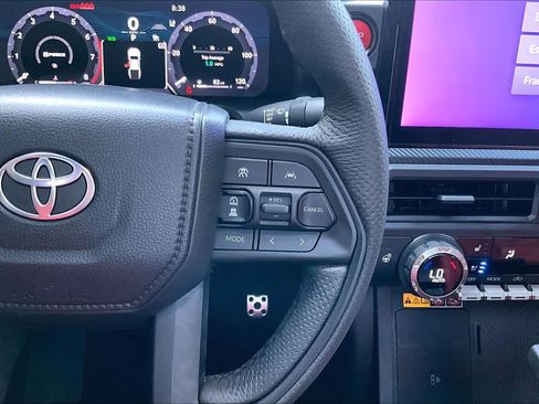 Certified 2025 Toyota Tacoma TRD Pro AWD/4WD image 25