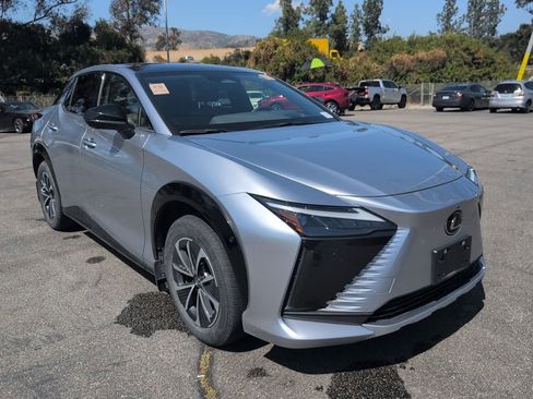Used 2023 Lexus RZ 450e Premium w/ Technology Package AWD/4WD image 1