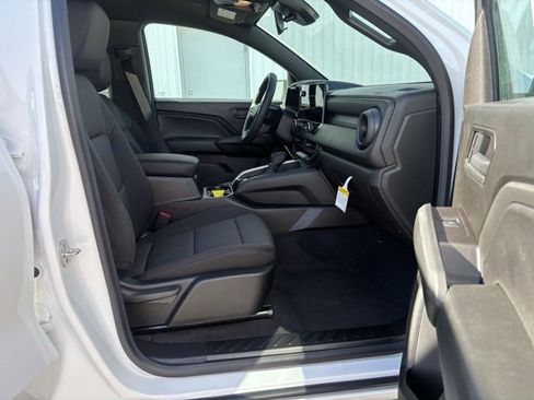 New 2026 Chevrolet Colorado W/T image 21