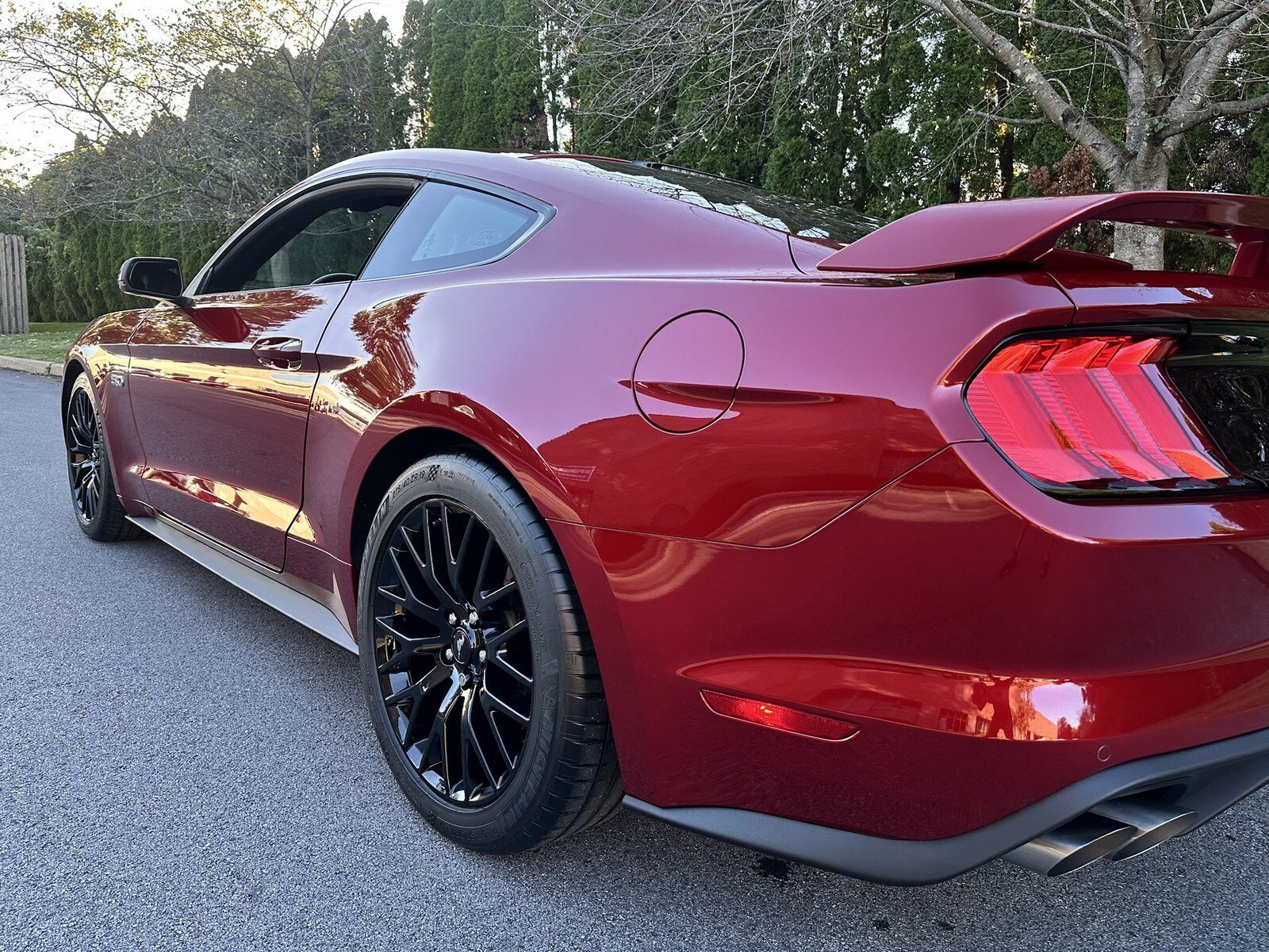 Used 2019 Ford Mustang GT Premium w/ GT Performance Package RWD image 89