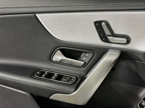 Used 2022 Mercedes-Benz CLA 250 image 15