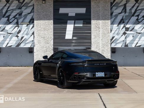 Used 2020 Aston Martin DBS Superleggera RWD image 11