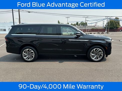 Used 2025 Lincoln Navigator L Reserve AWD/4WD image 9