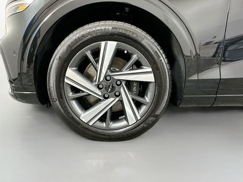 Certified 2026 Genesis GV70 3.5T Sport Advanced AWD/4WD image 32