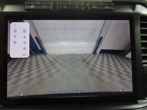 Used 2024 Ford F250 Platinum image 16