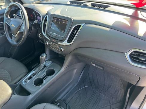 Used 2019 Chevrolet Equinox LT image 5