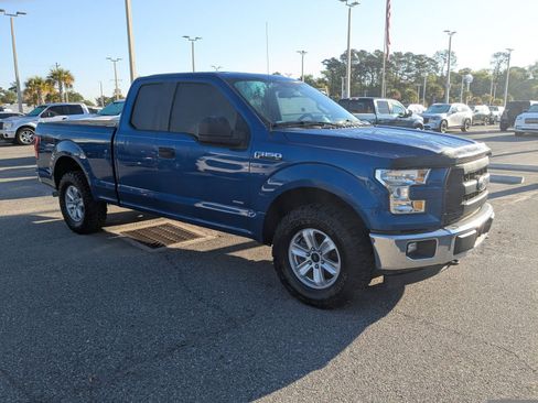 Used 2017 Ford F150 XL w/ Equipment Group 101A Mid image 2