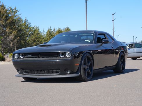 Used 2018 Dodge Challenger T/A RWD image 7