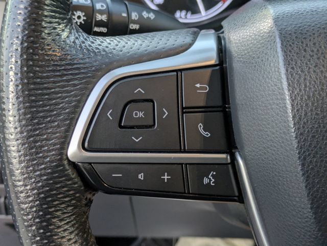 Used 2024 Toyota Sienna Limited FWD image 20