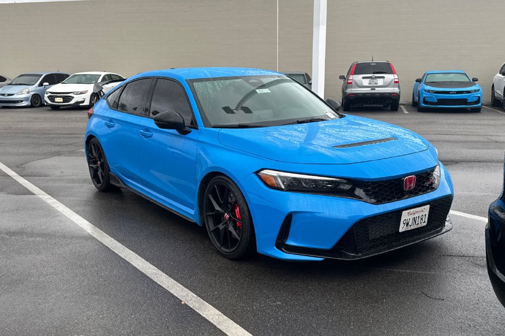 Used 2025 Honda Civic Type R image 2