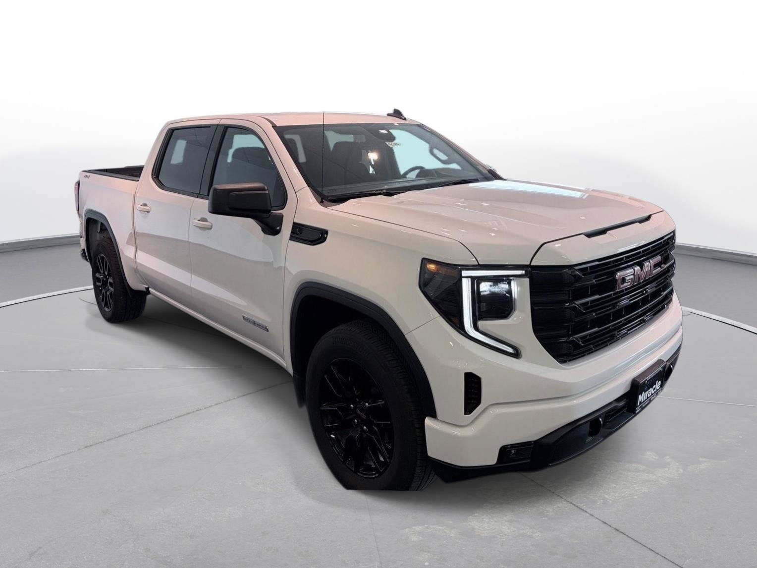 Used 2023 GMC Sierra 1500 Elevation AWD/4WD image 7