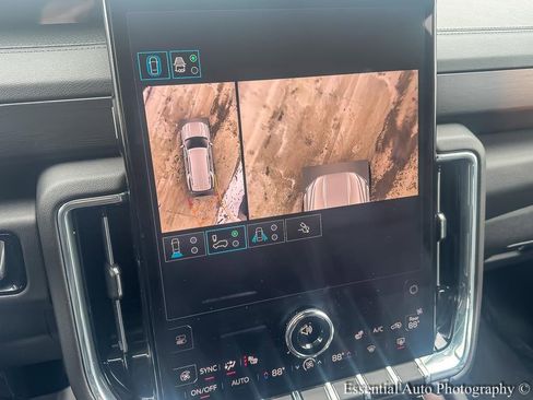 Used 2025 GMC Yukon Denali image 20