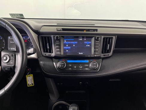 Used 2017 Toyota RAV4 XLE w/ Carpet Mat Package FWD image 15