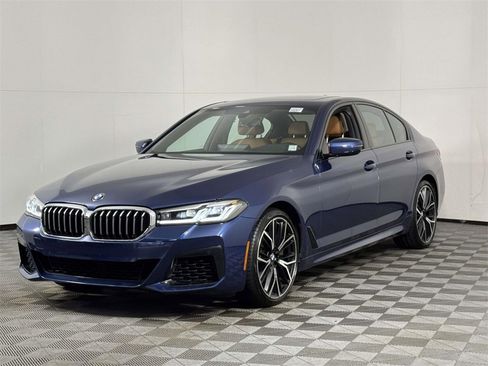 Used 2023 BMW 540i xDrive w/ Executive Package image 7