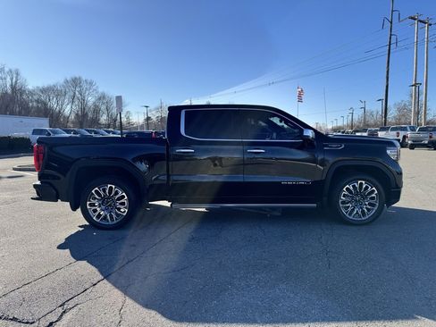 Used 2025 GMC Sierra 1500 Denali Ultimate image 7