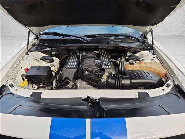 Used 2016 Dodge Challenger R/T Scat Pack w/ Technology Group RWD image 22