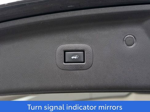 Used 2024 INFINITI QX80 Luxe image 11