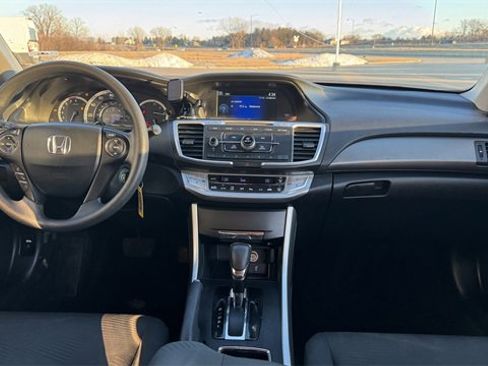 Used 2015 Honda Accord LX image 16