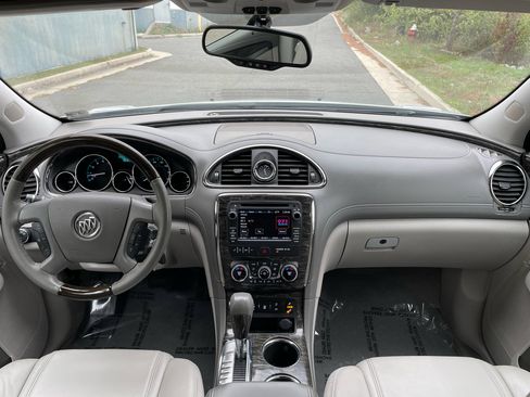 Used 2013 Buick Enclave Leather image 25