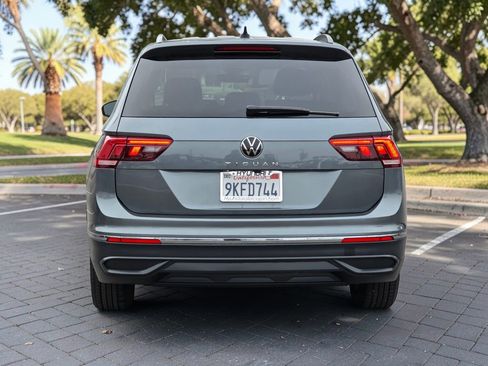 Used 2024 Volkswagen Tiguan S image 6