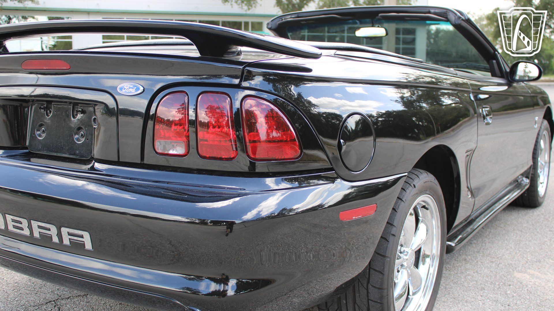 Used 1997 Ford Mustang Cobra RWD image 32
