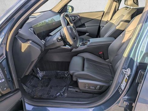 Certified 2025 BMW X3 xDrive30i w/ Convenience Package image 15