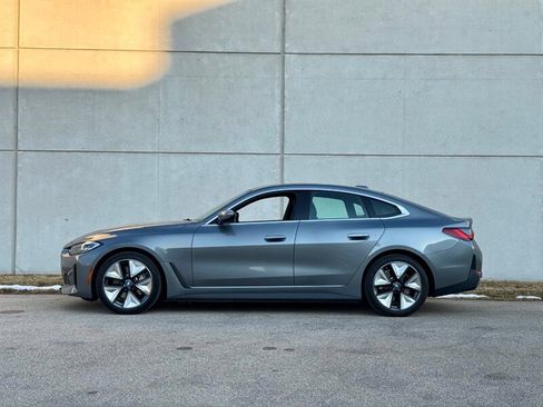 Used 2022 BMW i4 eDrive40 w/ Premium Package image 6