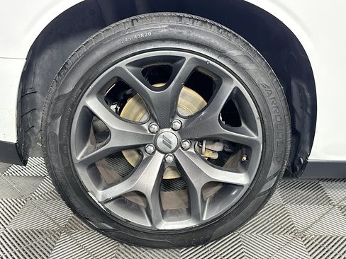 Used 2018 Dodge Challenger SXT Plus RWD image 27