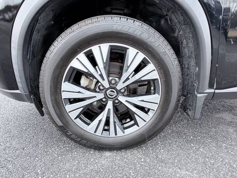 Used 2021 Nissan Rogue SV image 29