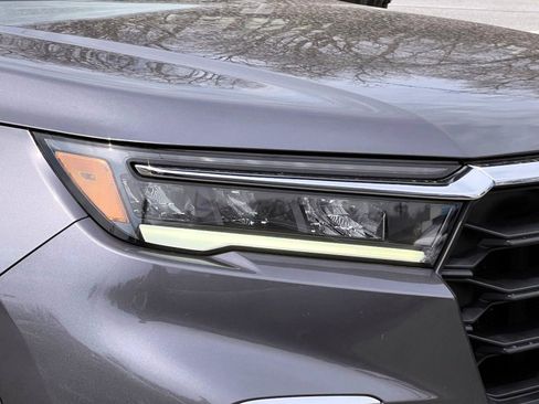 Certified 2023 Honda Pilot EX-L image 7