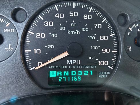 Used 2001 Chevrolet S10 Pickup 2WD Regular Cab image 13