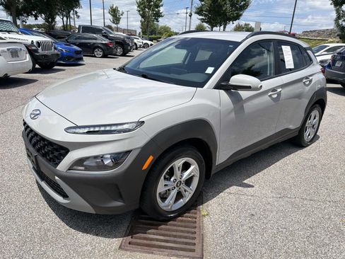 Used 2023 Hyundai Kona SEL w/ Cargo Package AWD/4WD image 3