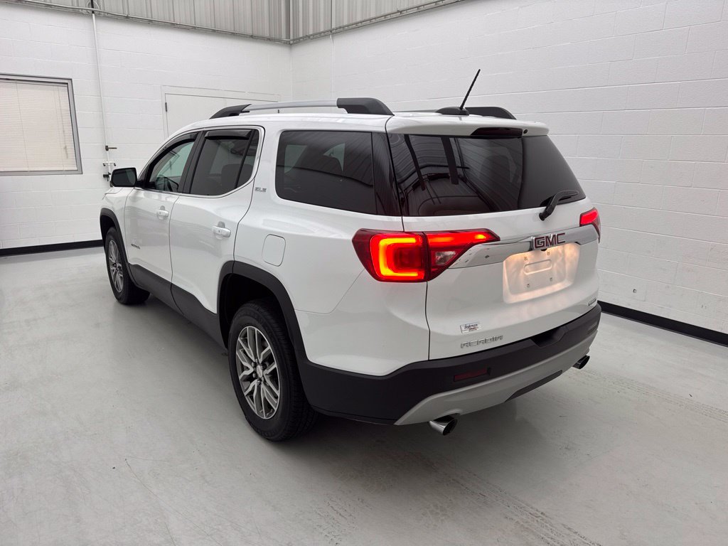 Used 2019 GMC Acadia SLE AWD/4WD image 4