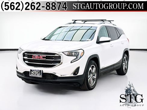 Used 2021 GMC Terrain SLT FWD image 1