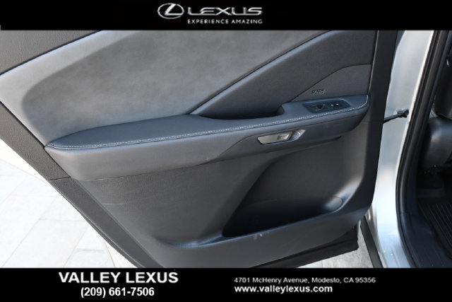 Used 2025 Lexus TX 350 AWD w/ Technology Package image 17