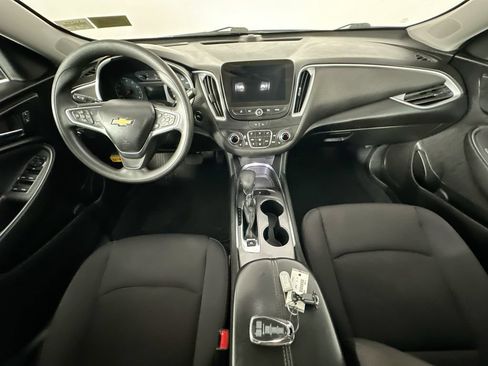 Used 2023 Chevrolet Malibu LT FWD image 10