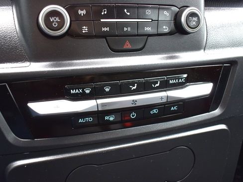 Used 2024 Ford Explorer 4WD Police Interceptor image 24