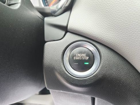 Used 2022 Chevrolet Equinox LT AWD/4WD image 29